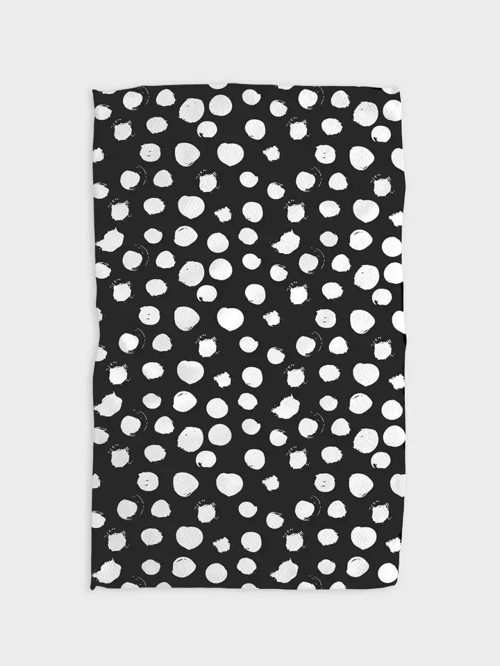 Geometry towel - Black background with white dots