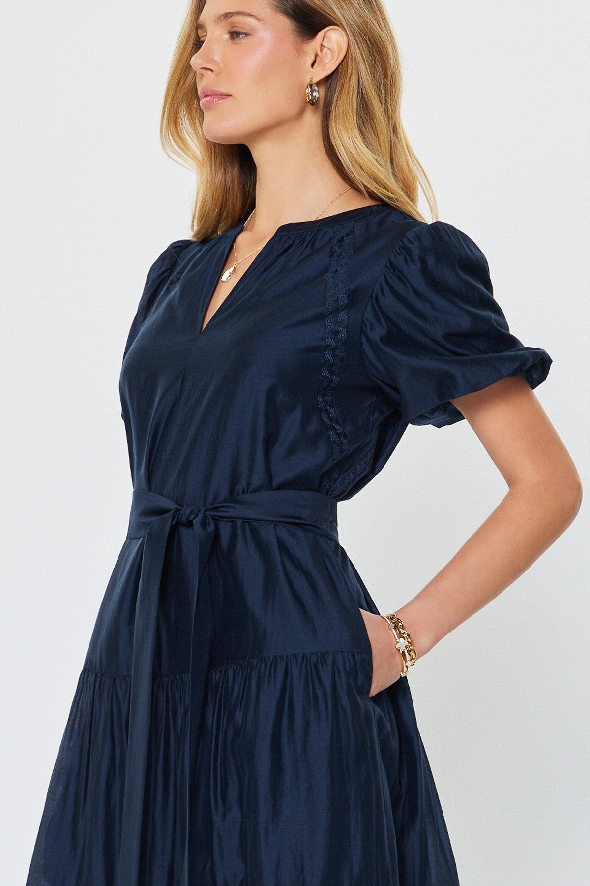 puff sleeve split hem midi dress Vrkufie Wine Geometric Smocked Puff-Sleeve Split-Hem Midi Dress Size M