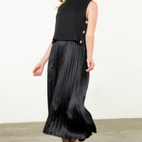 Pleated Skirt Dress -Black