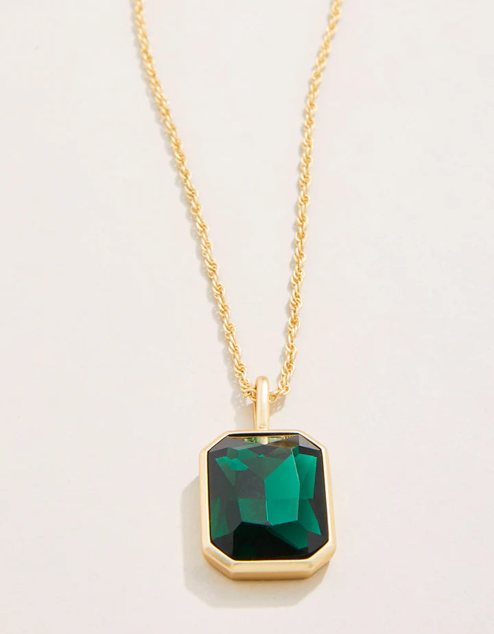 Grand Chateau Necklace 18“ Dark Green