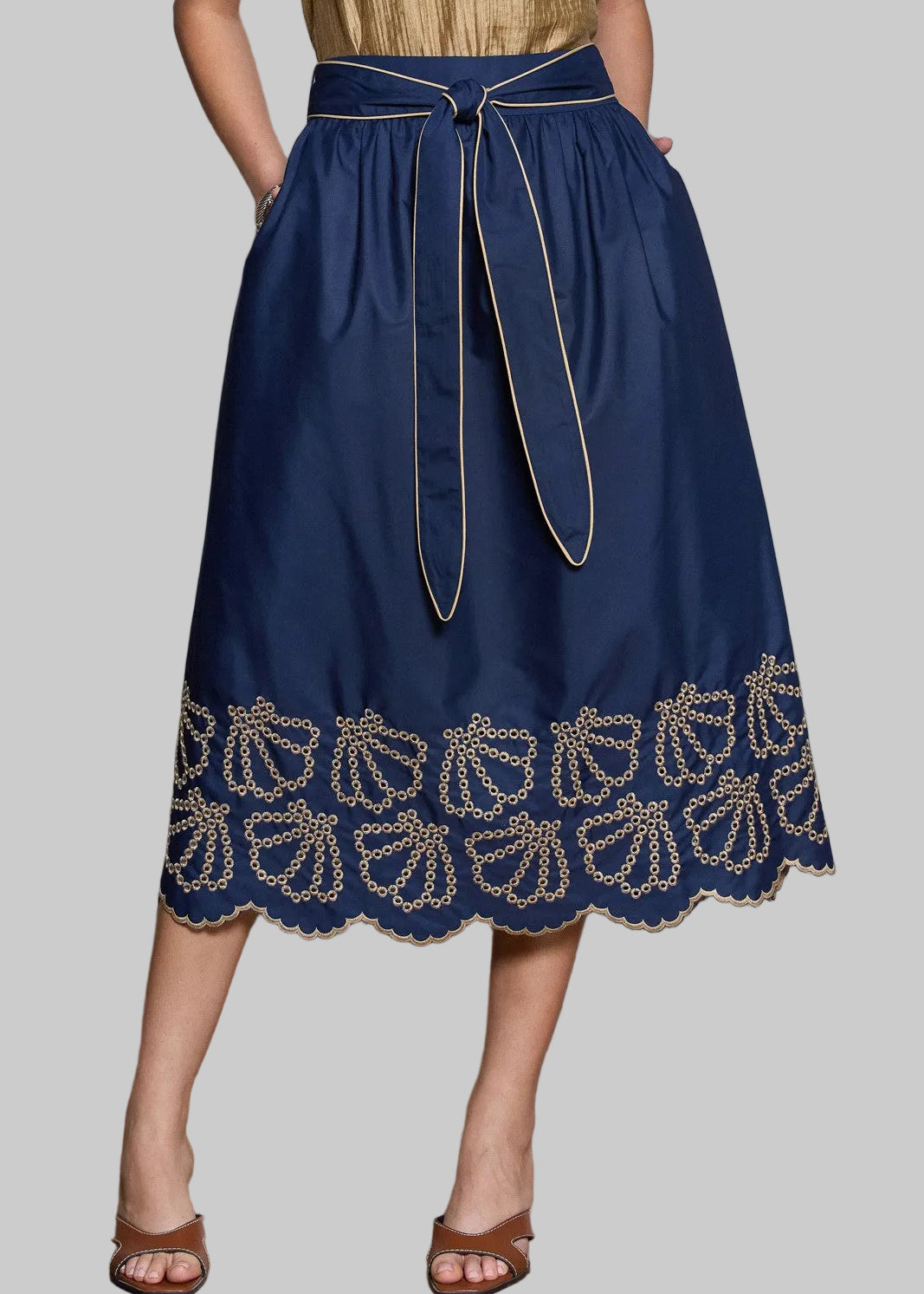 Navy skirt with beige embroidery